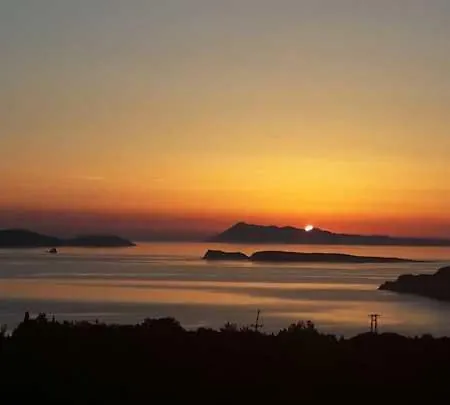 Sunset Retreat - Mamas Farm 2 * Afión